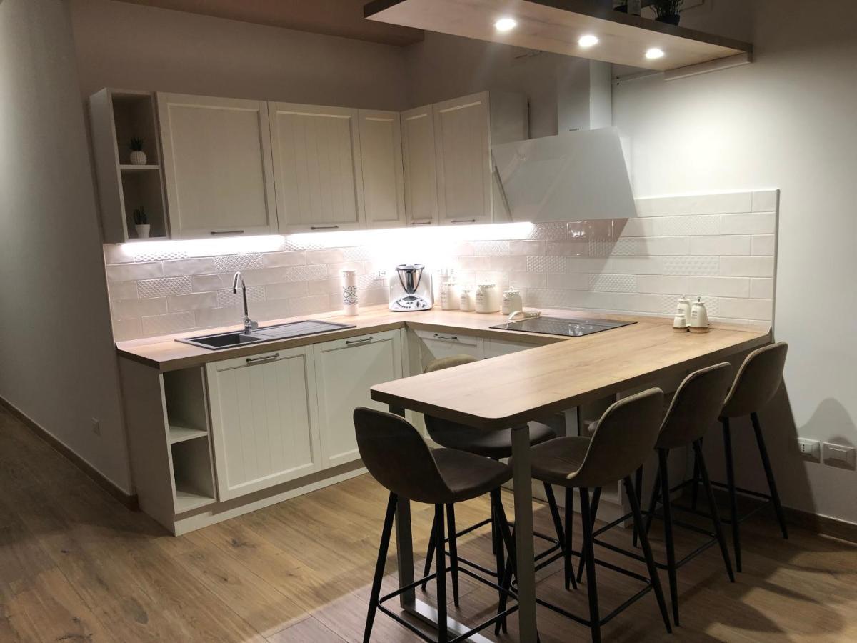 Tavernetta Open Space Apartment Specchia Bagian luar foto